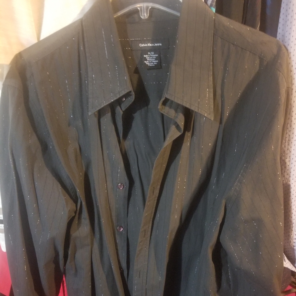 Long sleeved dress shirt
